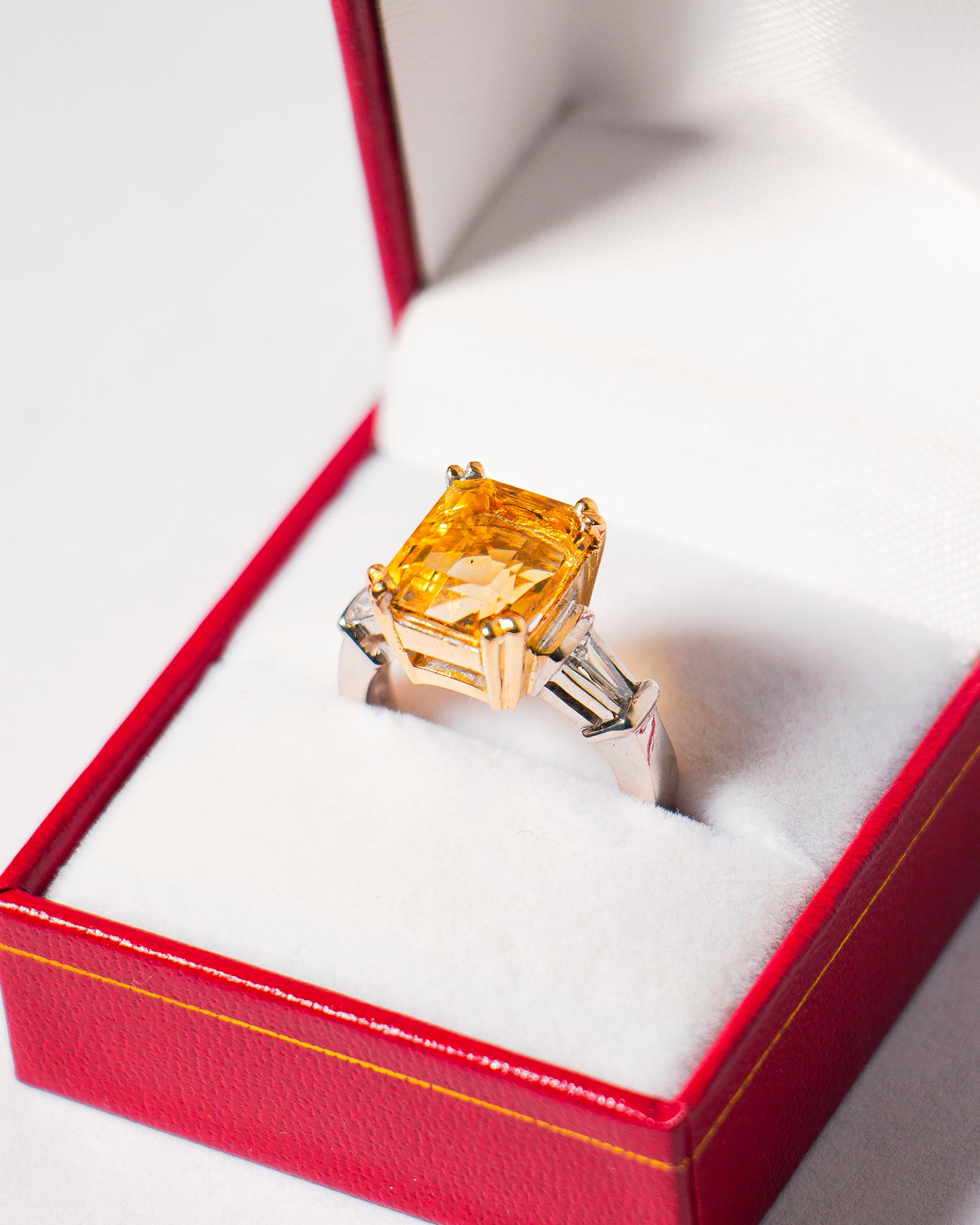 Anillo Citrino