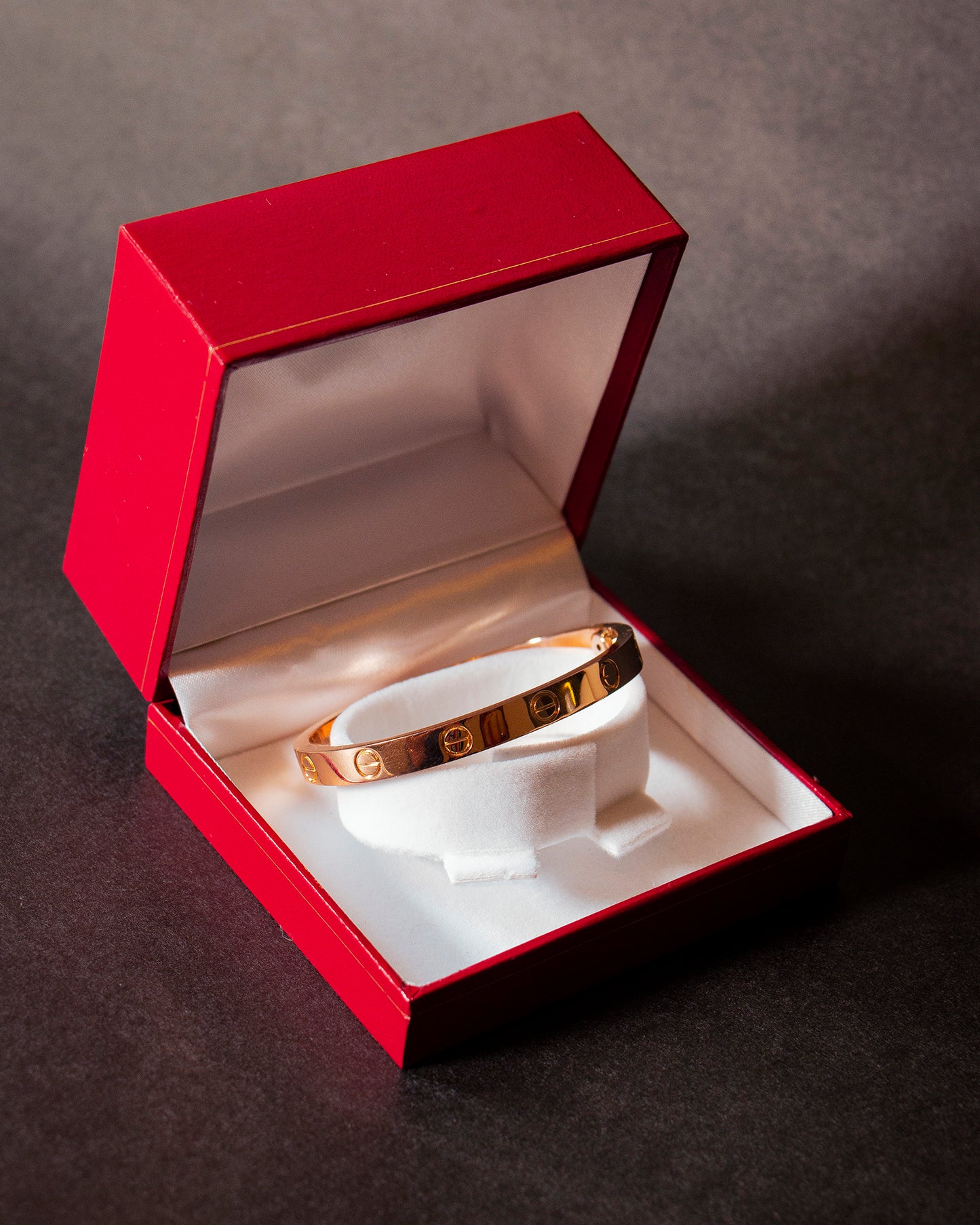 Brazalete de Tornillos