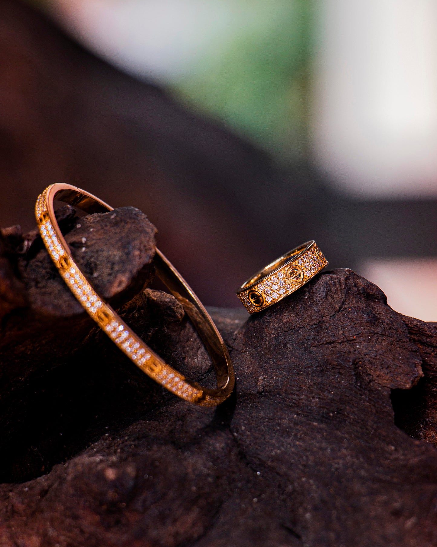 Brazalete de Tornillos Full Diamantes
